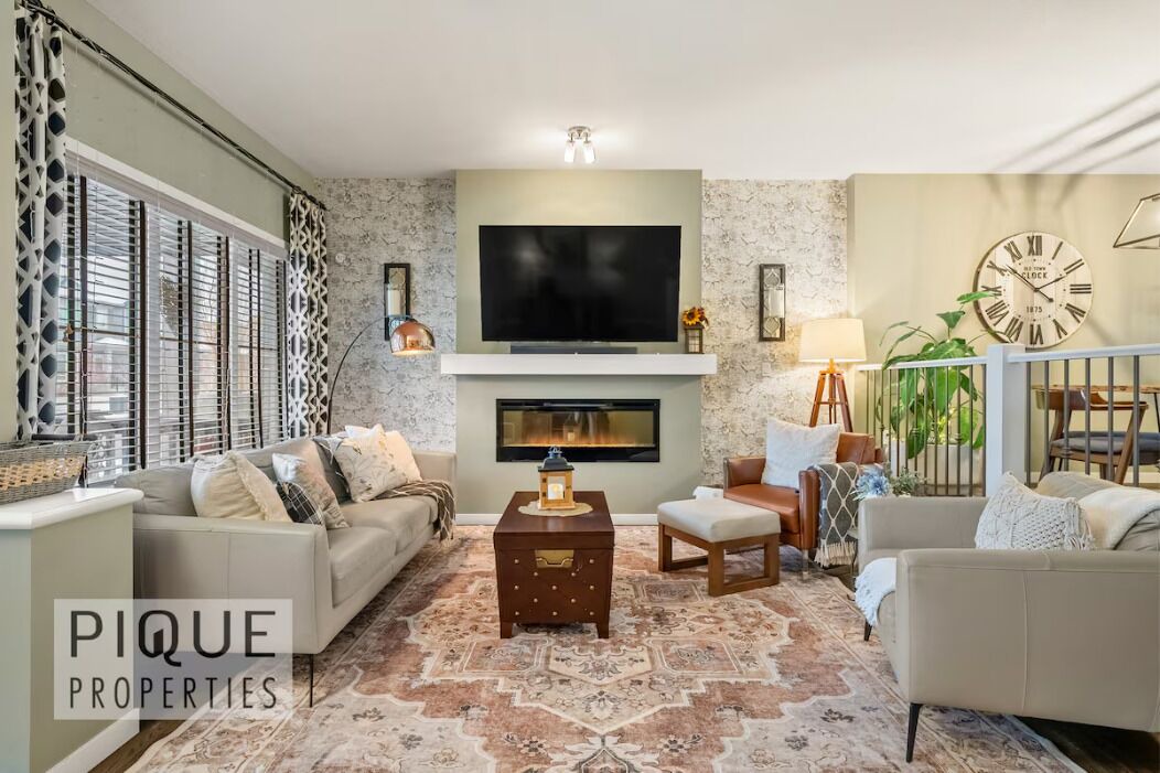 Photo of Livingroom in Southwest Edmonton