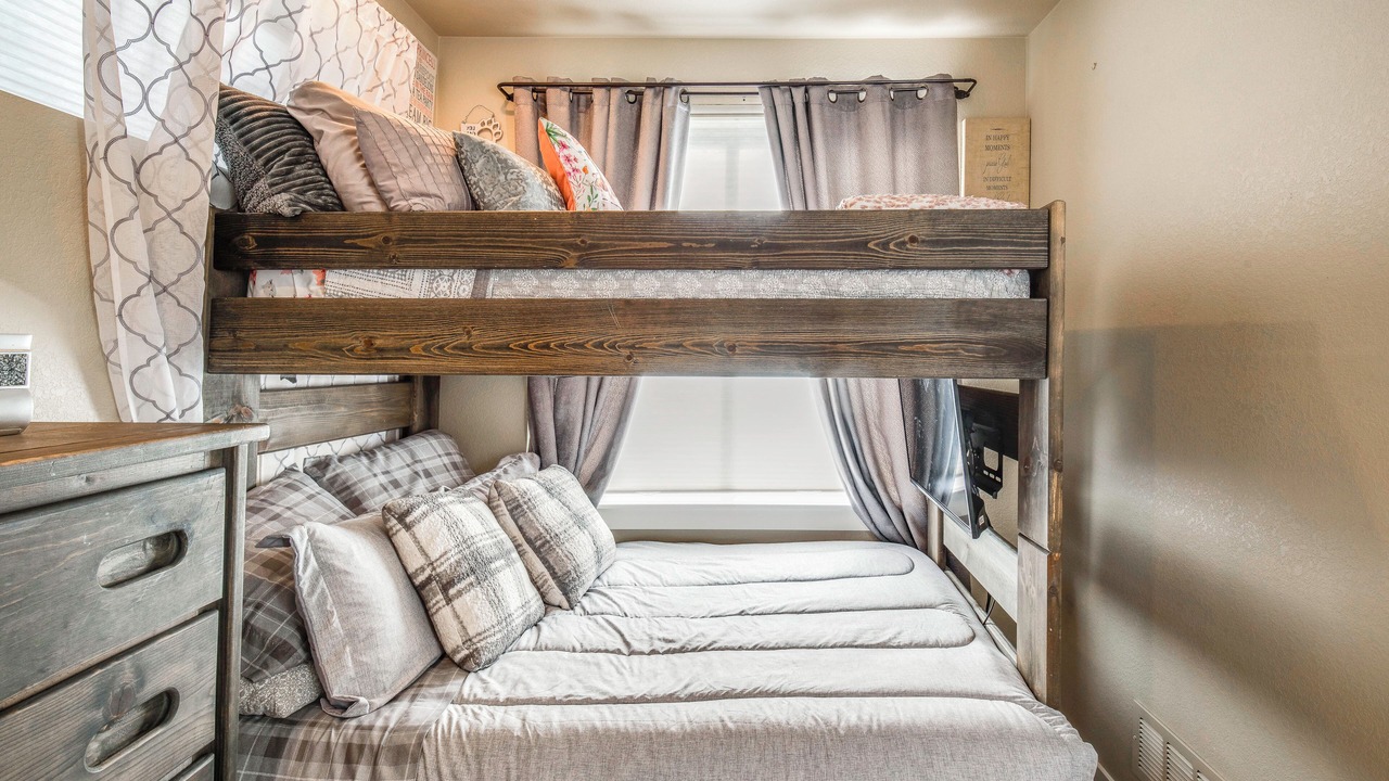 Photo of Bedroom in West Colfax