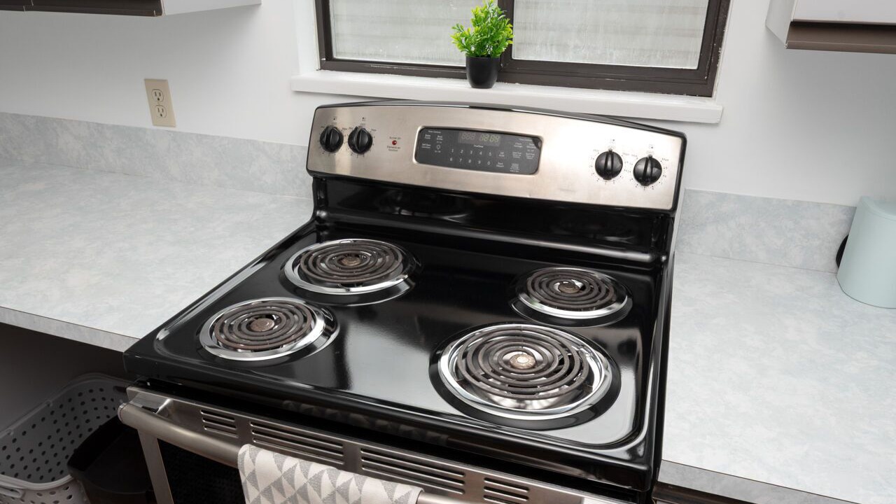 Photo of Kitchen in Renfrew-Collingwood