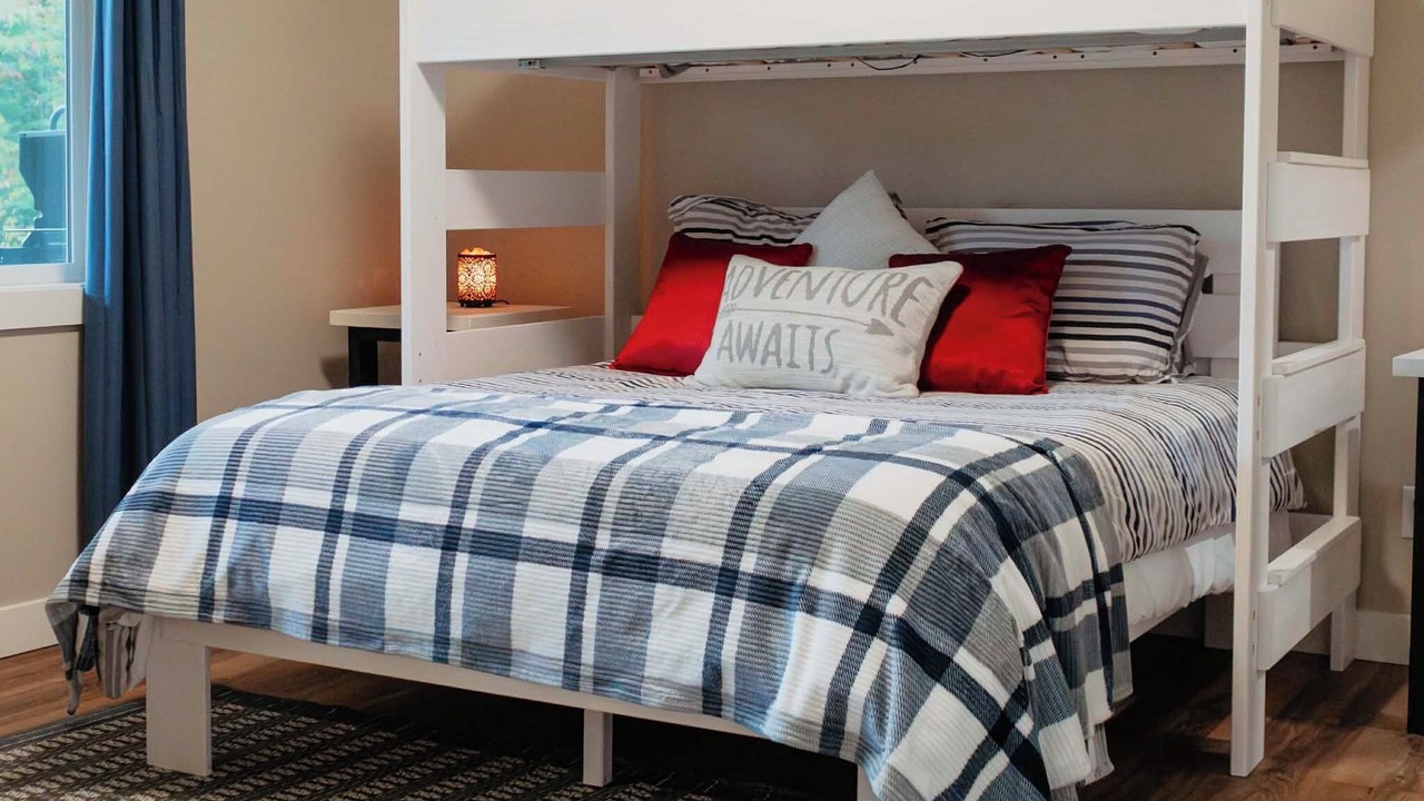 Photo of Bedroom in Eagle Bay