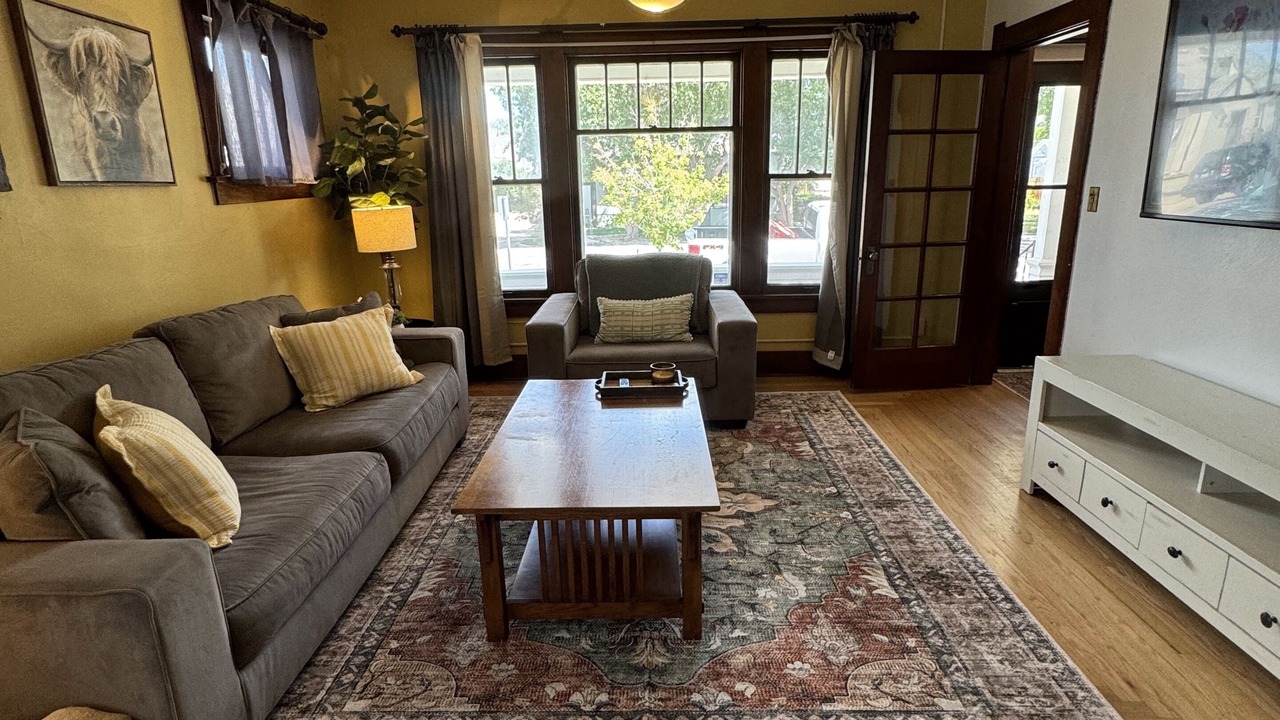 Photo of Livingroom in Laramie