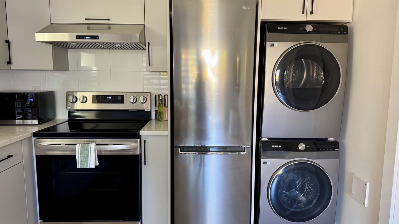 Photo of Kitchen in Renfrew-Collingwood