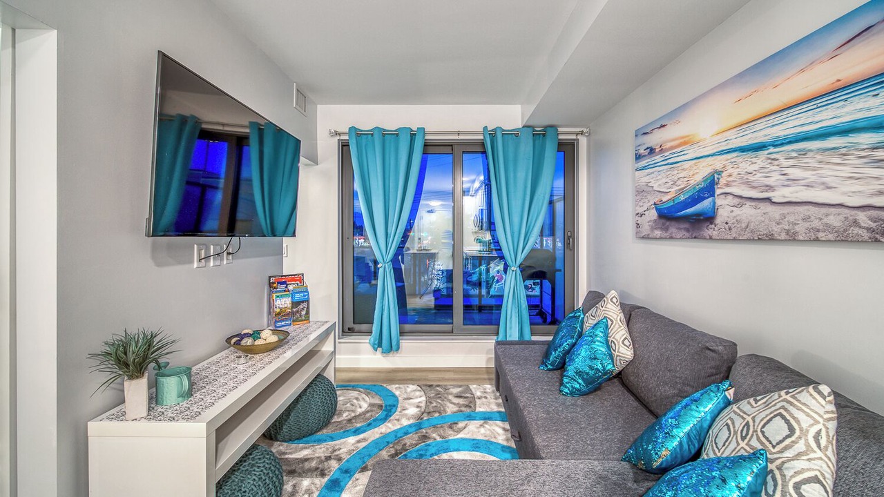 Photo of Livingroom in Crescent Heights