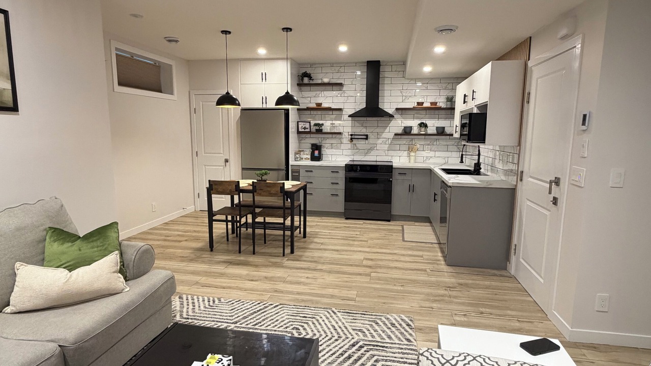 Photo of Livingroom in Airdrie