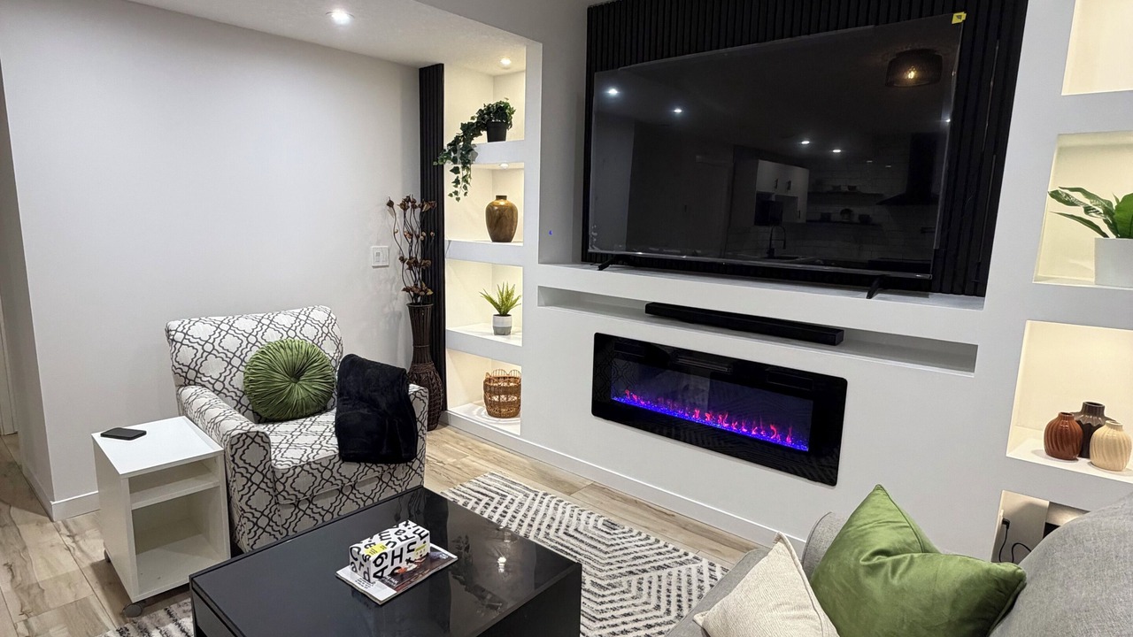 Photo of Livingroom in Airdrie