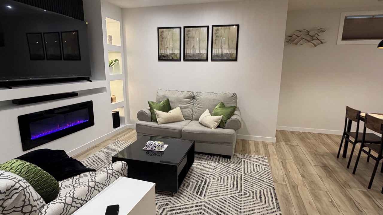 Photo of Livingroom in Airdrie