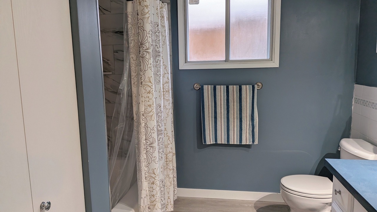 Photo of Bathroom in Okanagan-Similkameen