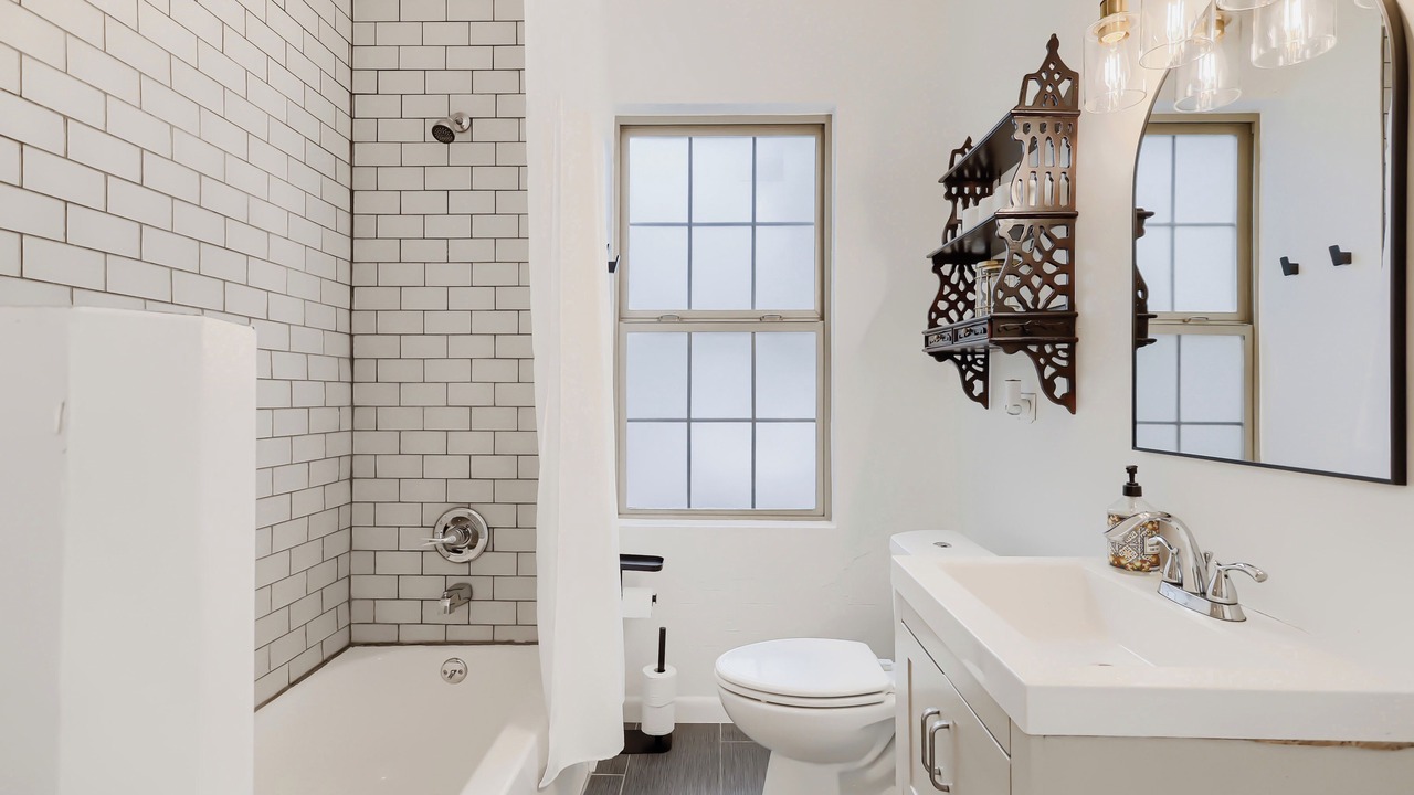 Photo of Bathroom in West Colfax