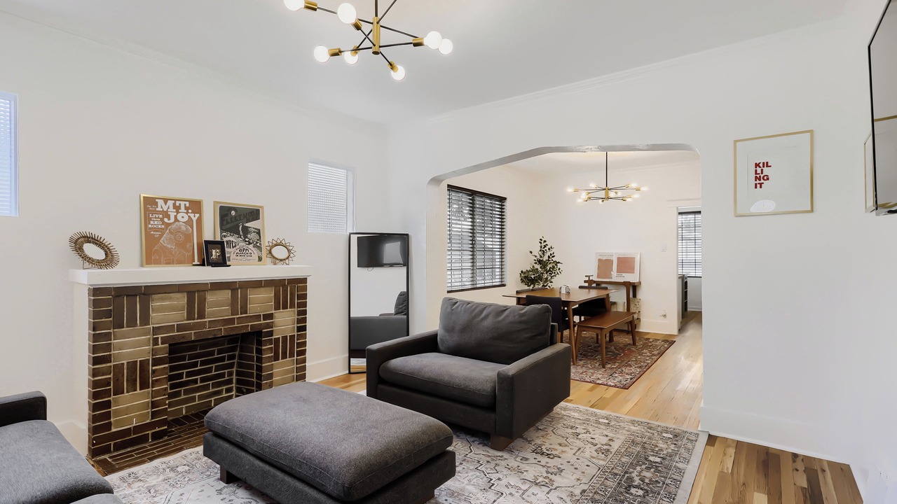 Photo of Livingroom in West Colfax