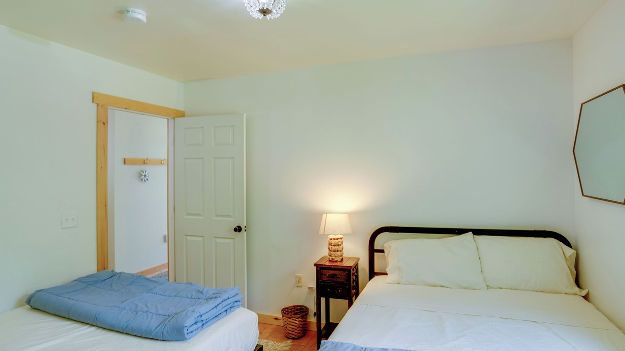 Photo of Bedroom in Putnam Station