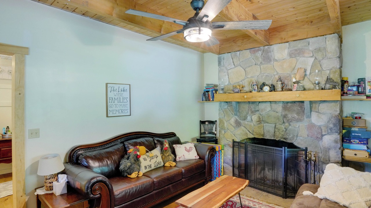 Photo of Bedroom in Putnam Station