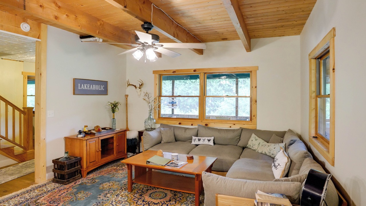 Photo of Livingroom in Putnam Station