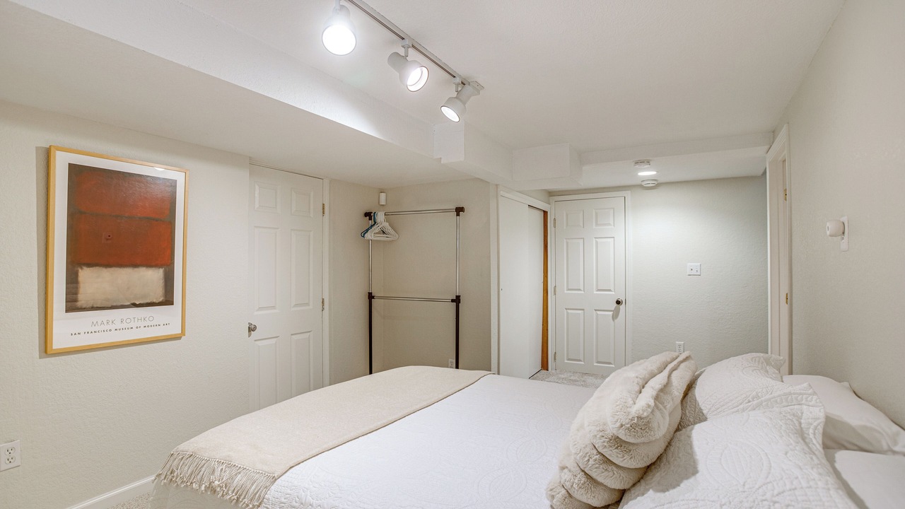Photo of Bedroom in Cory