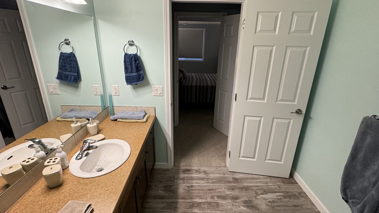 Photo of Bathroom in Sicamous