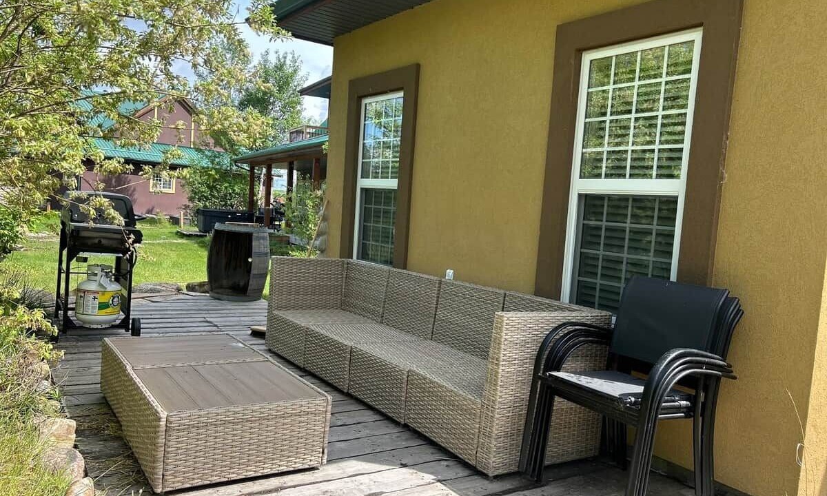 Photo of Patio Balcony in Fowler Lake
