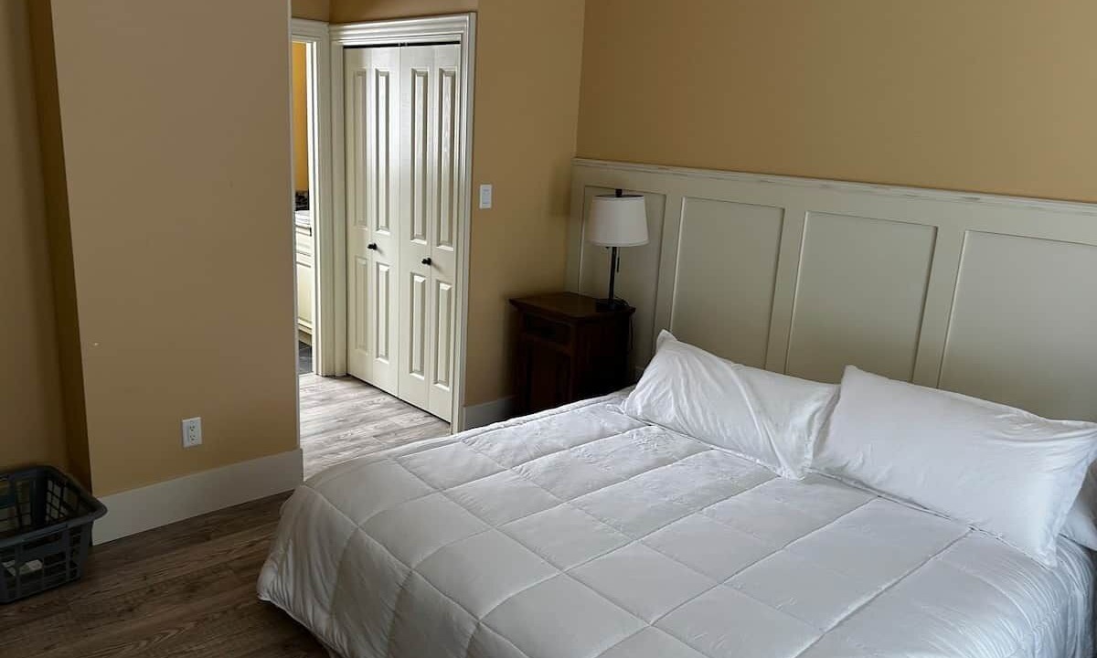Photo of Bedroom in Fowler Lake