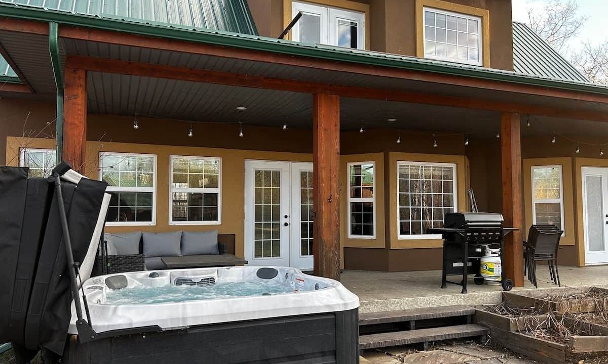 Photo of Patio Balcony in Fowler Lake