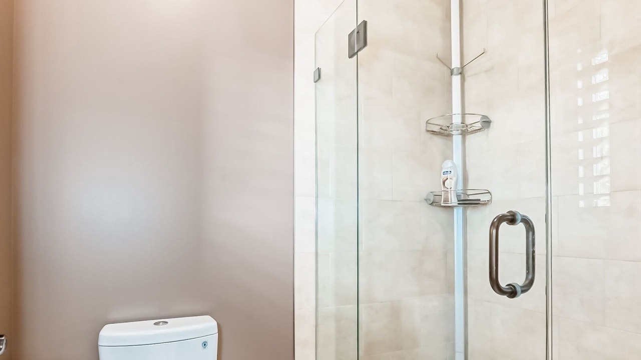 Photo of Bathroom in Calgary-Edmonton Corridor