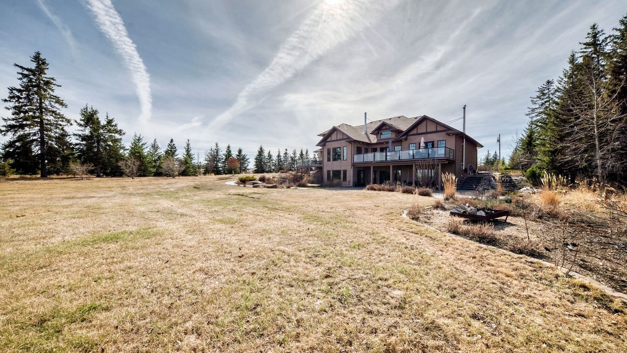 Photo of Outdoor in Calgary-Edmonton Corridor