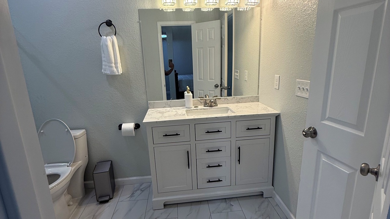Photo of Bathroom in Gateway