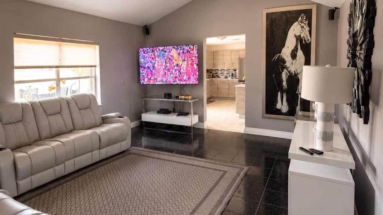 Photo of Livingroom in Deerfield Beach