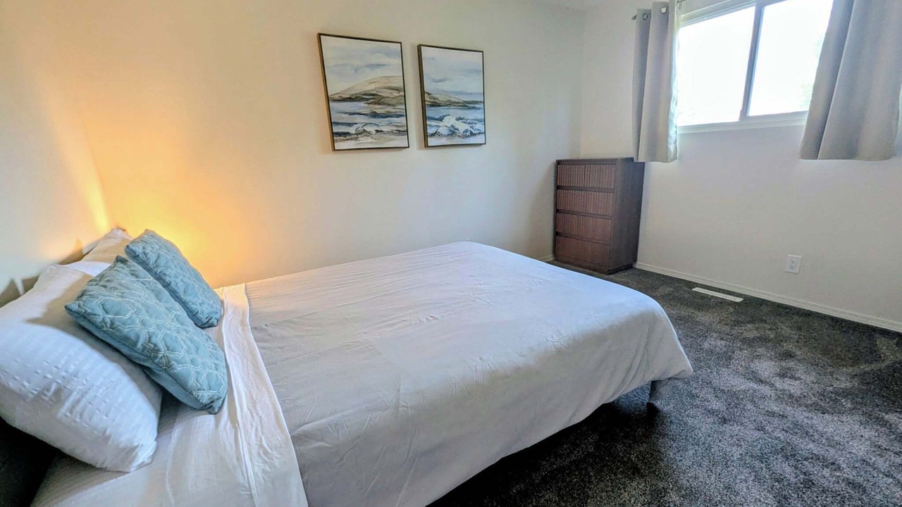 Photo of Bedroom in Red Deer