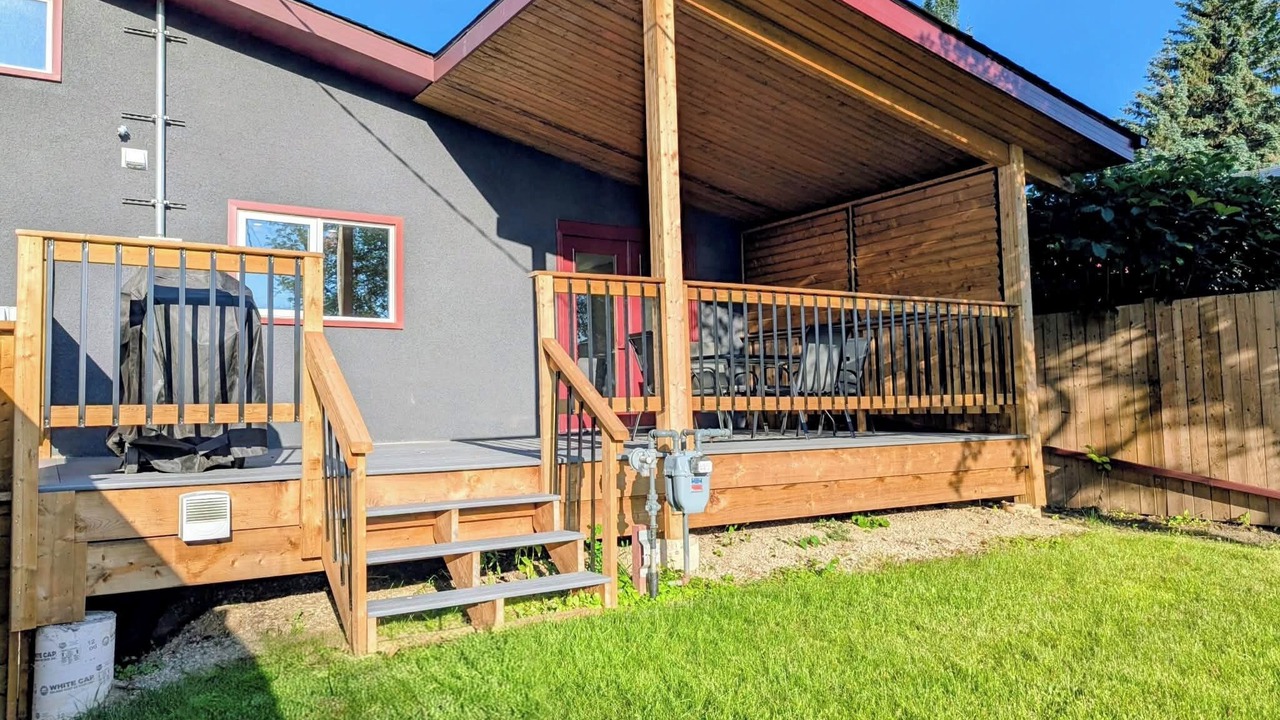 Photo of Patio Balcony in Red Deer