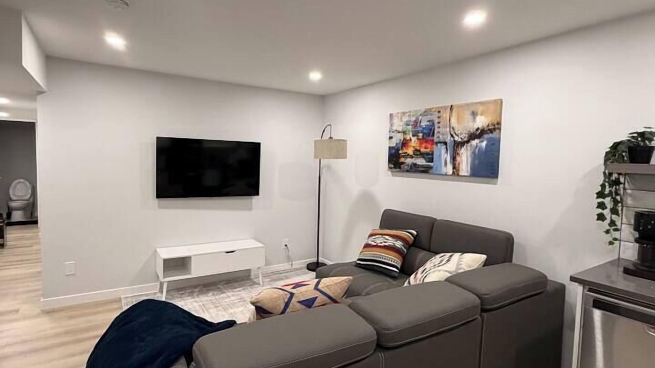 Photo of Livingroom in Leduc
