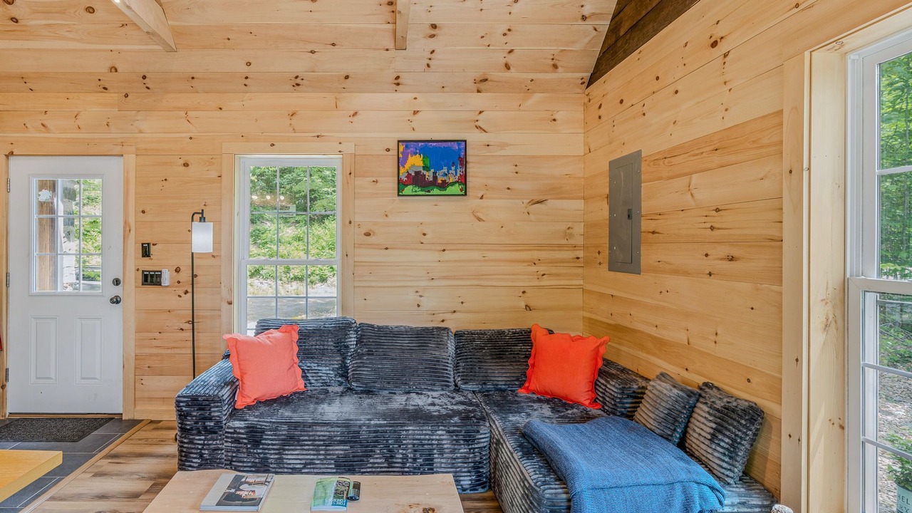 Photo of Livingroom in Strafford
