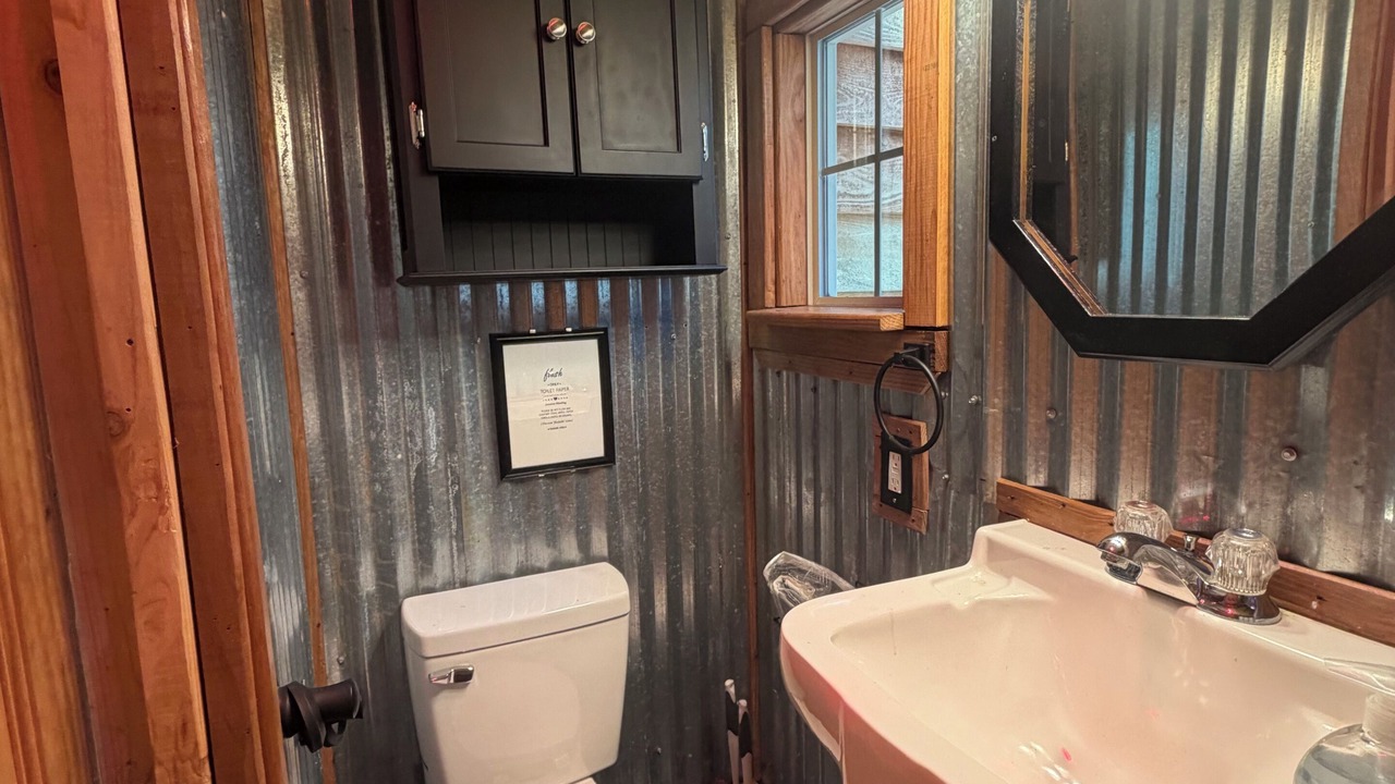 Photo of Bathroom in Gulnare