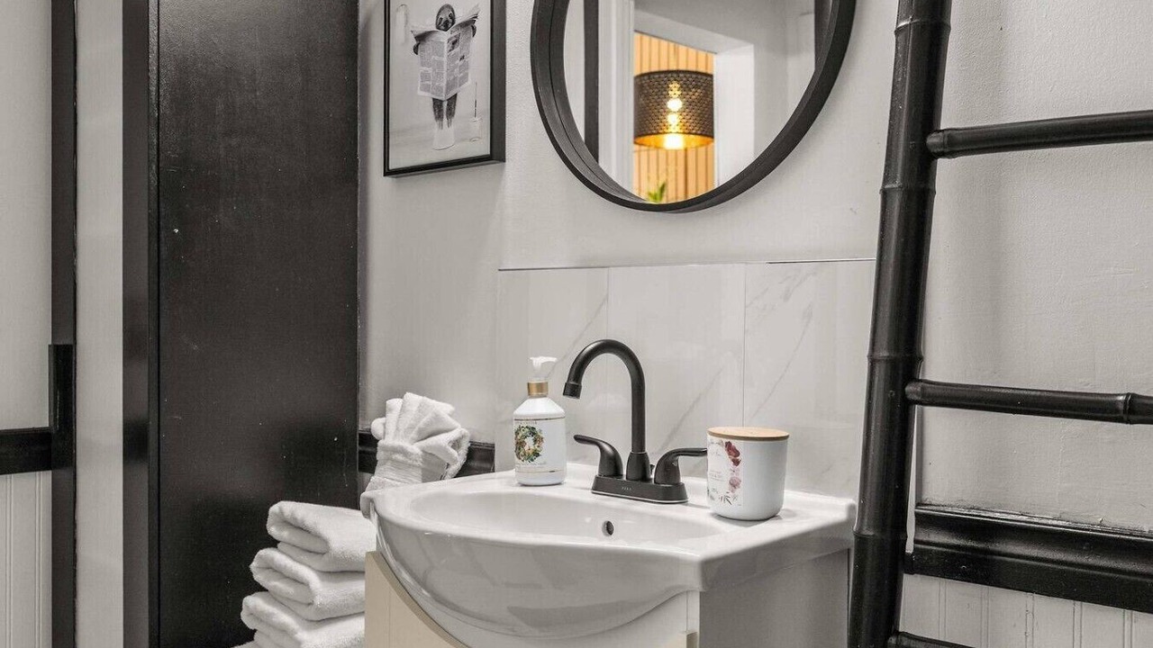 Photo of Bathroom in Drumheller