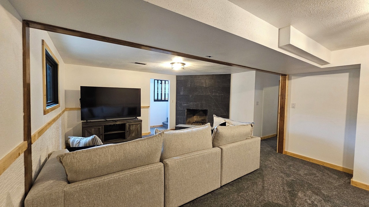Photo of Livingroom in Laramie