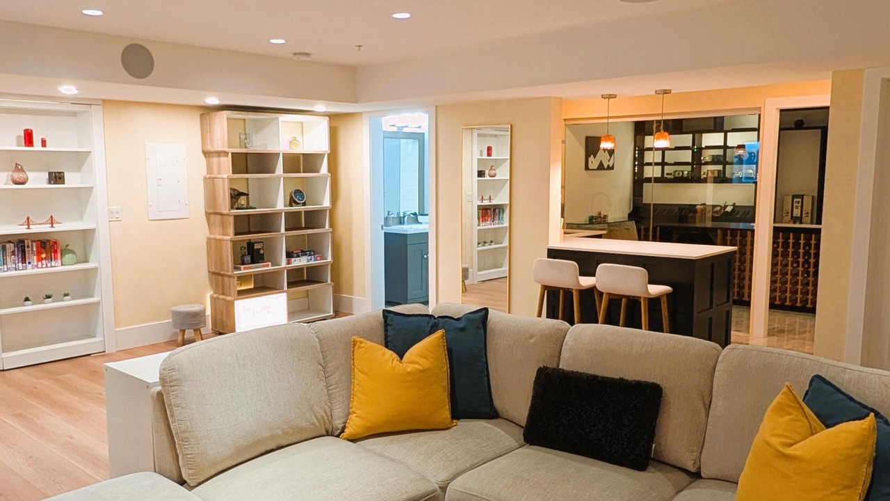 Photo of Livingroom in Maple Ridge