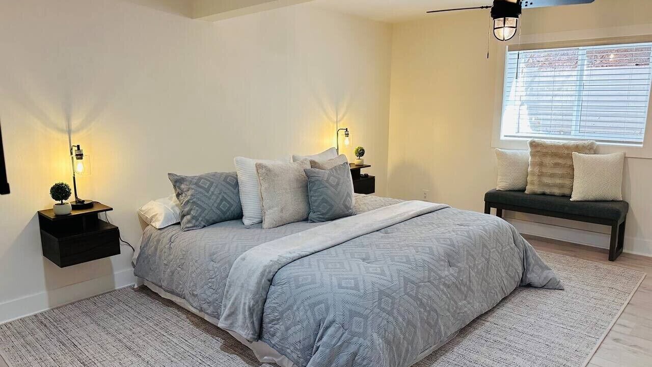 Photo of Bedroom in Basalt