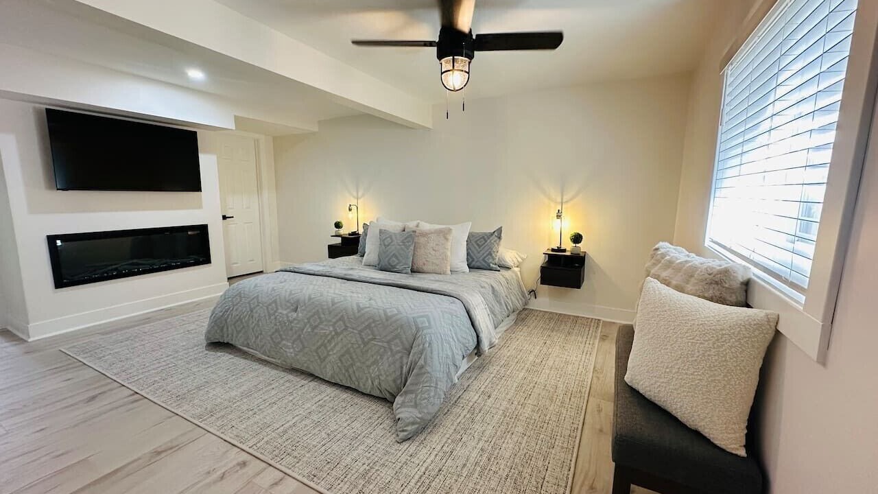 Photo of Bedroom in Basalt