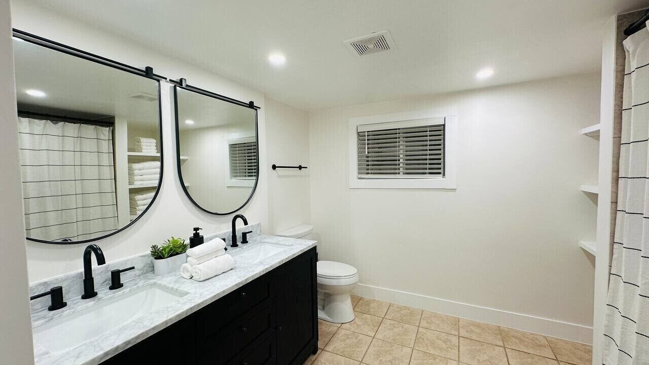 Photo of Bathroom in Basalt