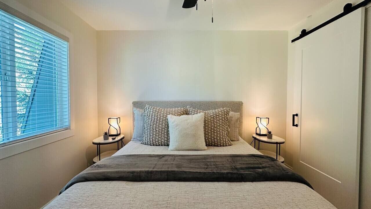 Photo of Bedroom in Basalt