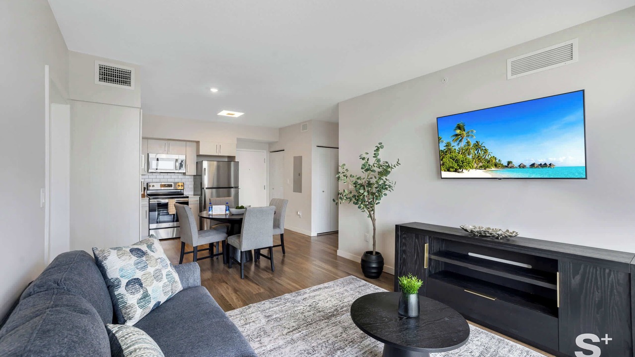 Photo of Livingroom in East Little Havana
