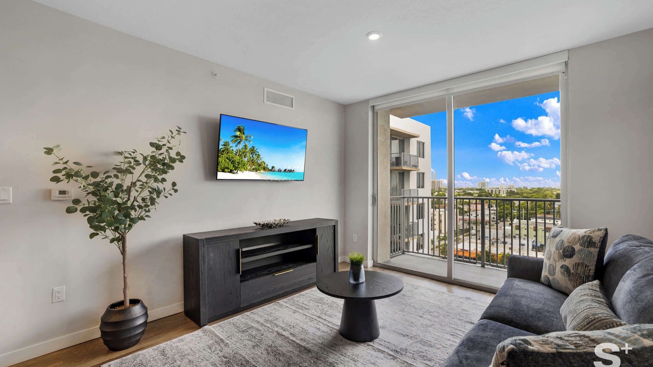 Photo of Livingroom in East Little Havana