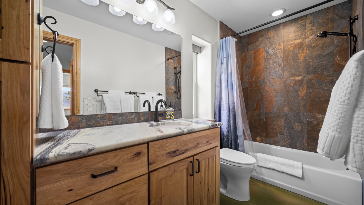 Photo of Bathroom in Twin Lakes