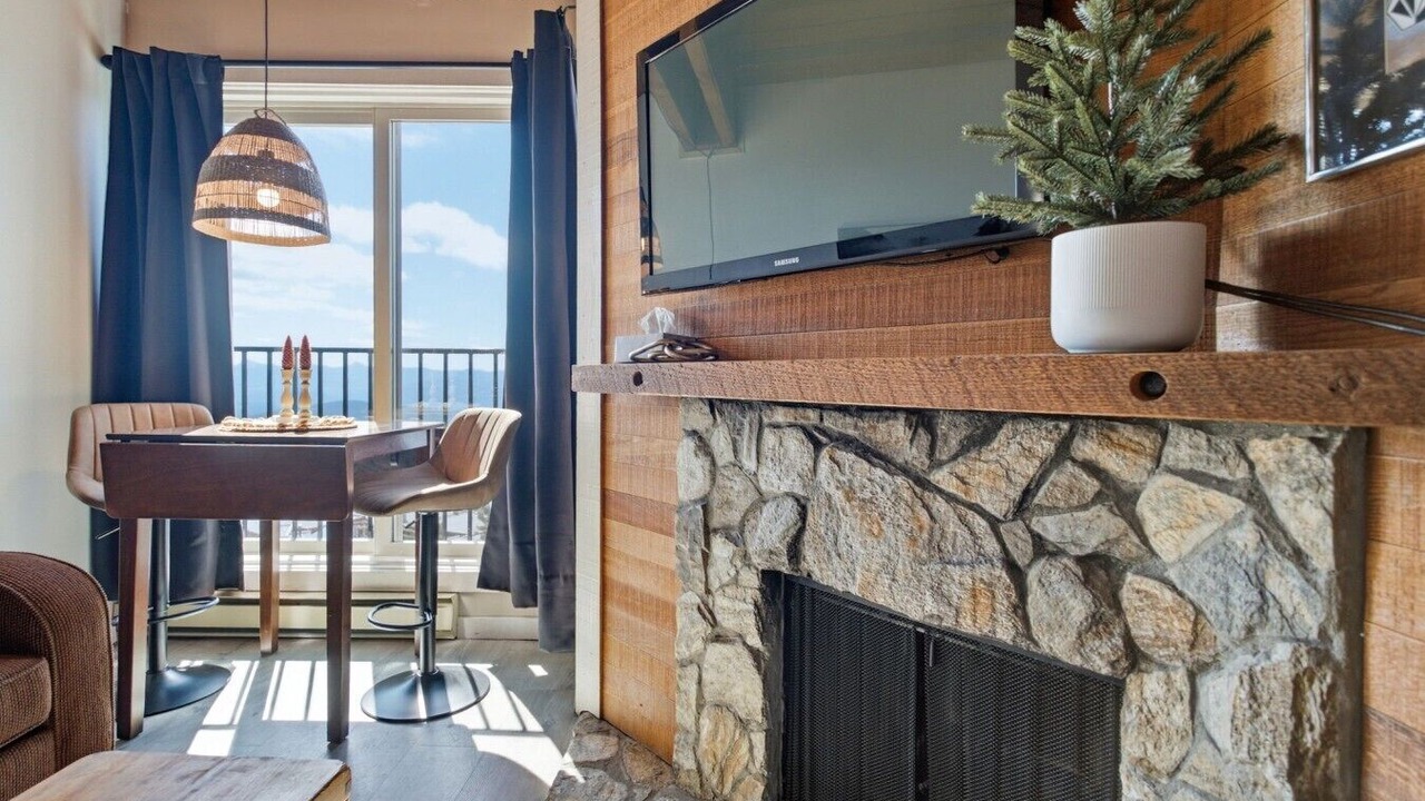 Photo of Livingroom in Big White Ski Resort
