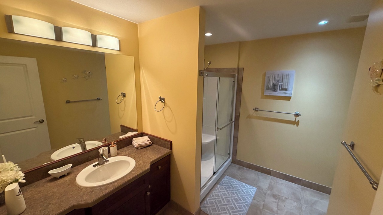 Photo of Bathroom in Okanagan-Similkameen