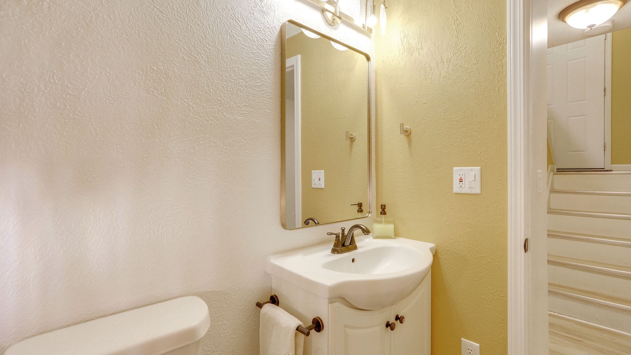 Photo of Bathroom in Oberlin