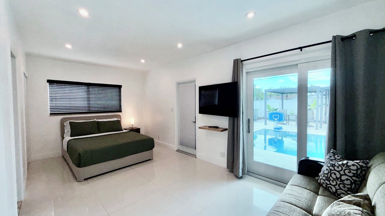 Photo of Livingroom in Pembroke Pines