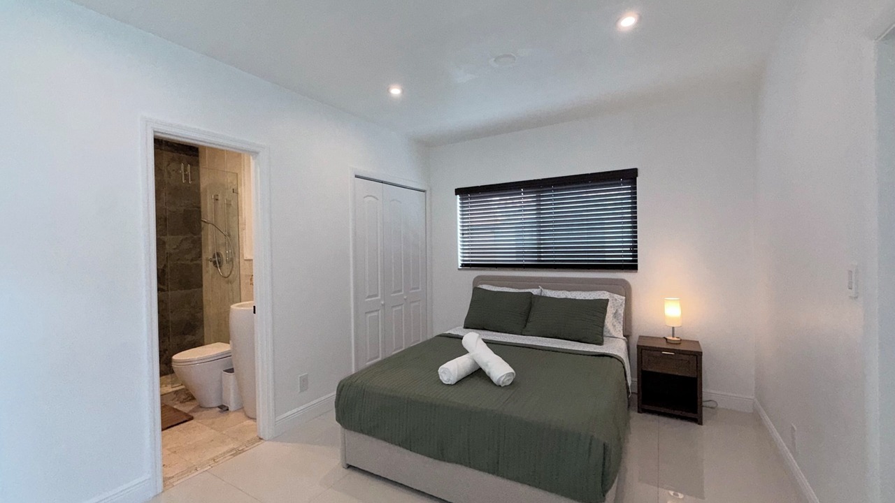 Photo of Bedroom in Pembroke Pines