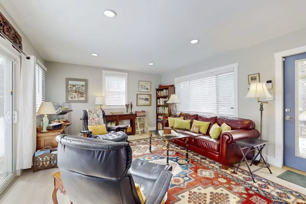 Photo of Livingroom in Wiscasset