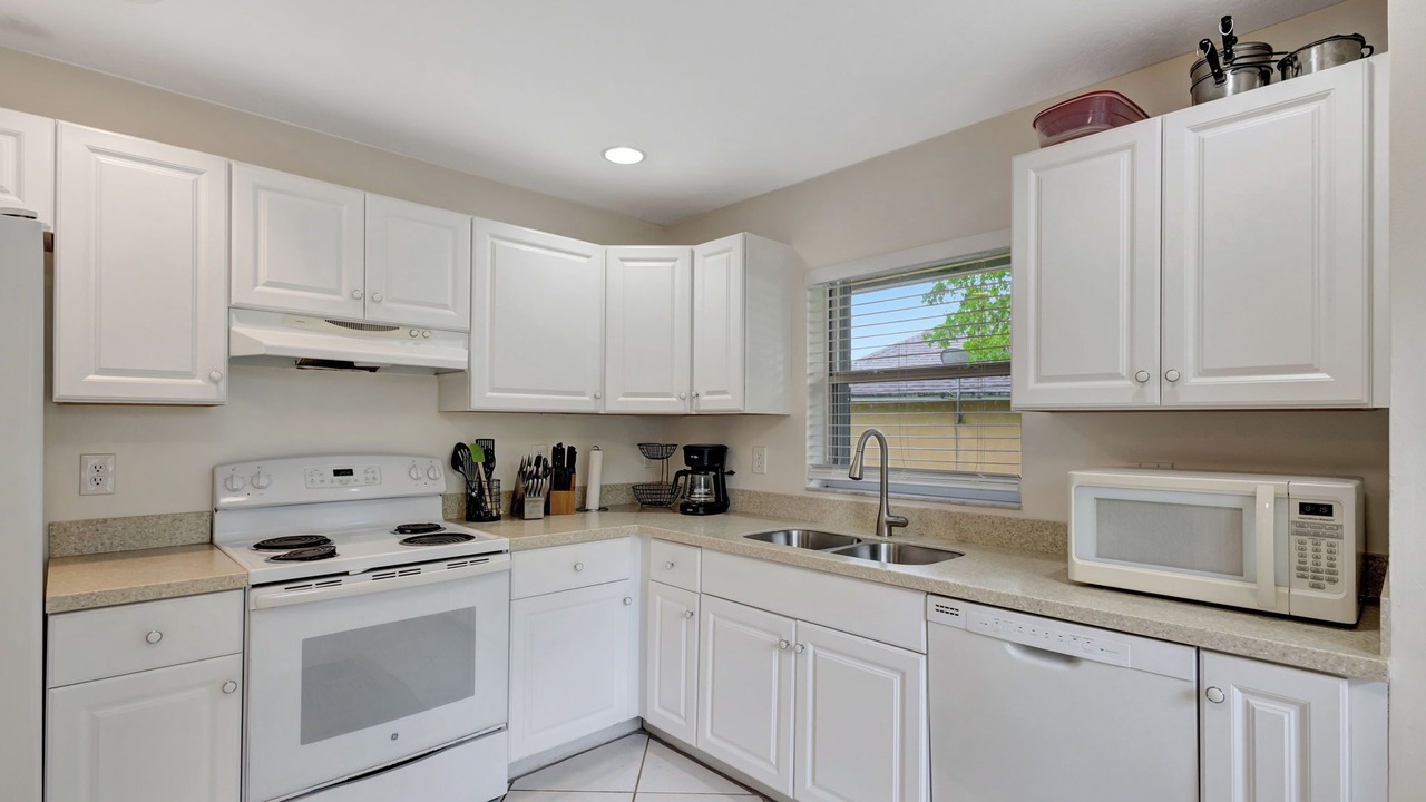 Photo of Kitchen in Greenview Shores