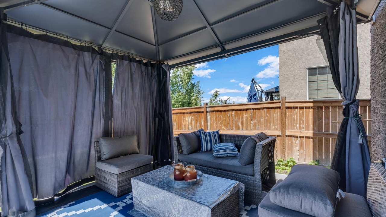 Photo of Patio Balcony in Chestermere