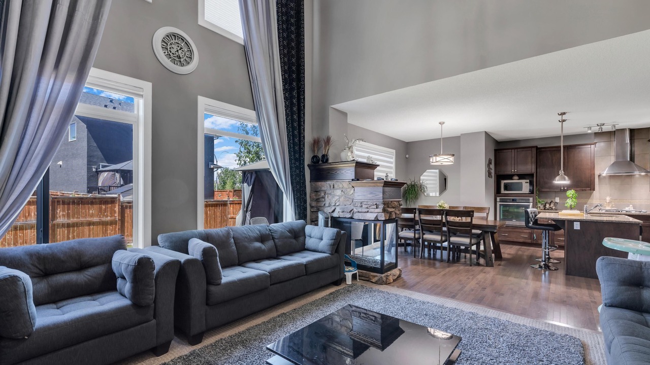 Photo of Livingroom in Chestermere