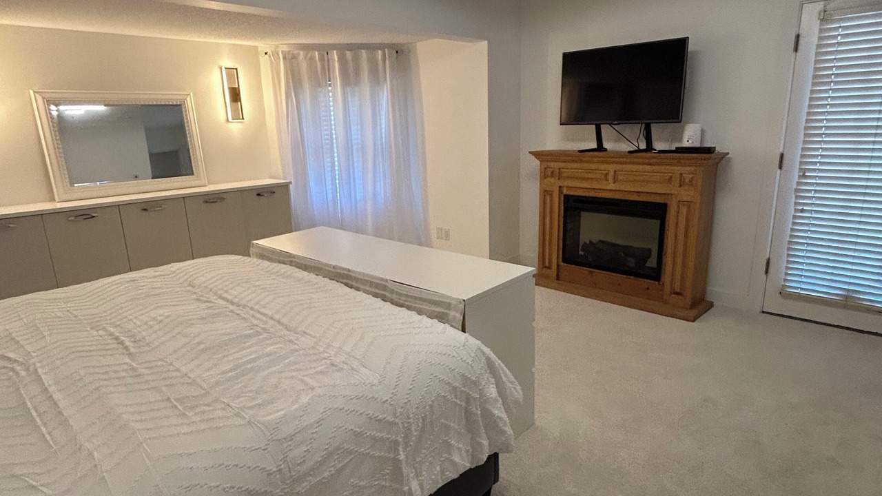 Photo of Bedroom in Okanagan-Similkameen